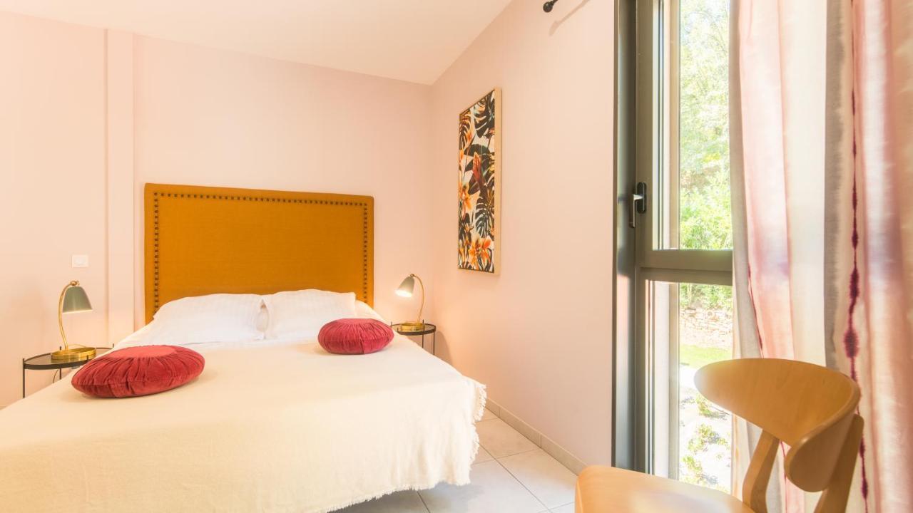 Villa Spacieuse Avec Jacuzzi Privatif Sarlat Exterior foto